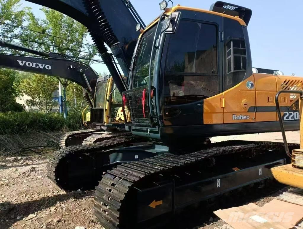 Hyundai 220lc-9s Excavatoare 7t - 12t