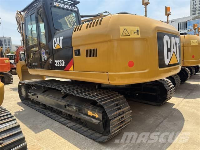 CAT 323 D L Excavatoare pe șenile
