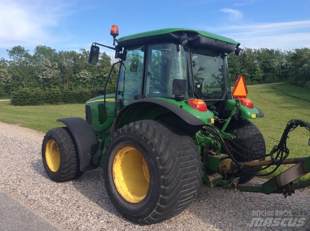 John Deere 5720 Tractoare