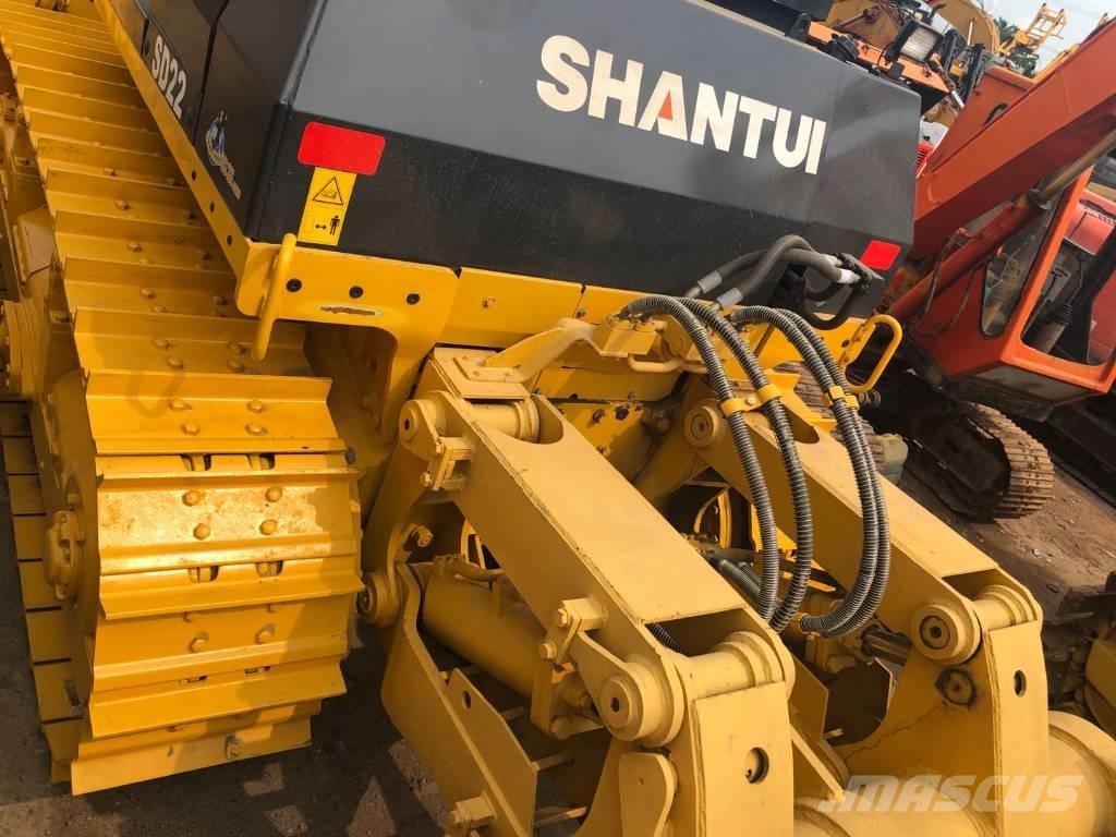 Shantui SD22 Buldozere pe senile