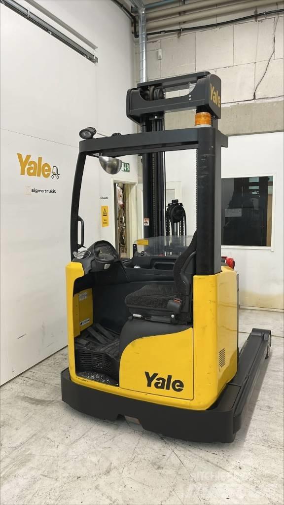 Yale MR25 Stivuitor cu catarg retractabil