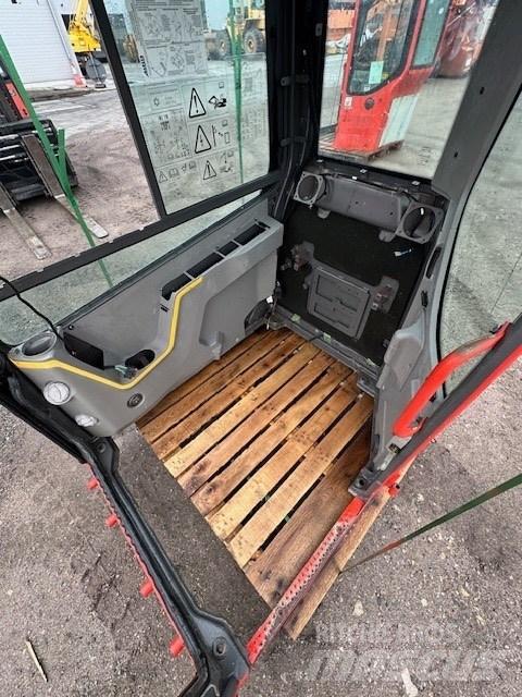 Volvo ECR 88 D Cabine si interior