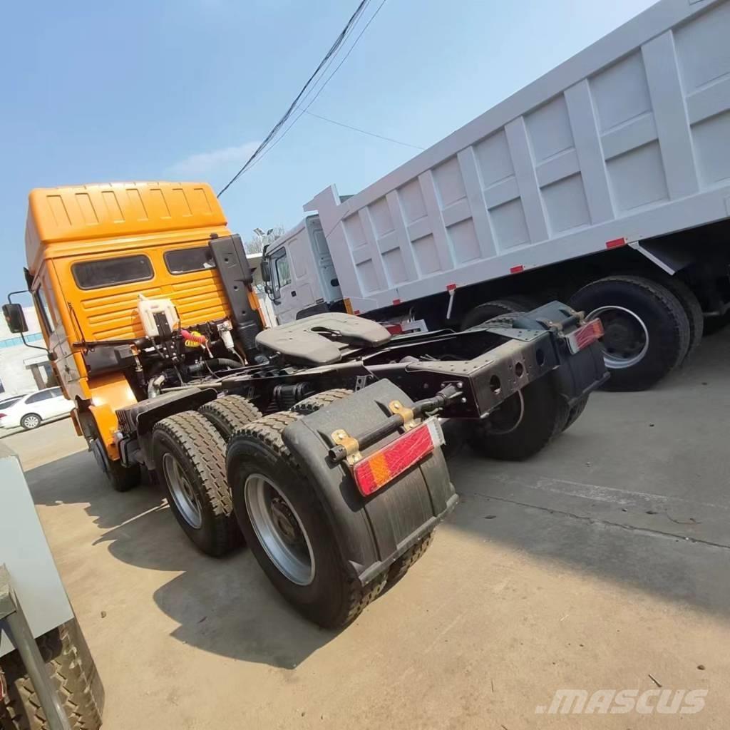 Shacman F3000 6x4 Autotractoare