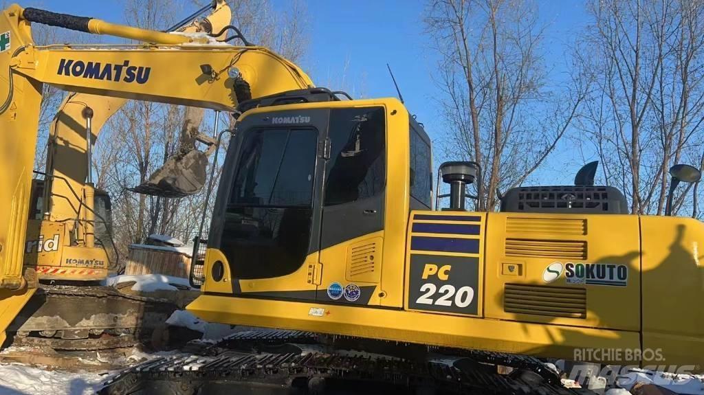Komatsu PC 220-8 Excavatoare pe șenile

