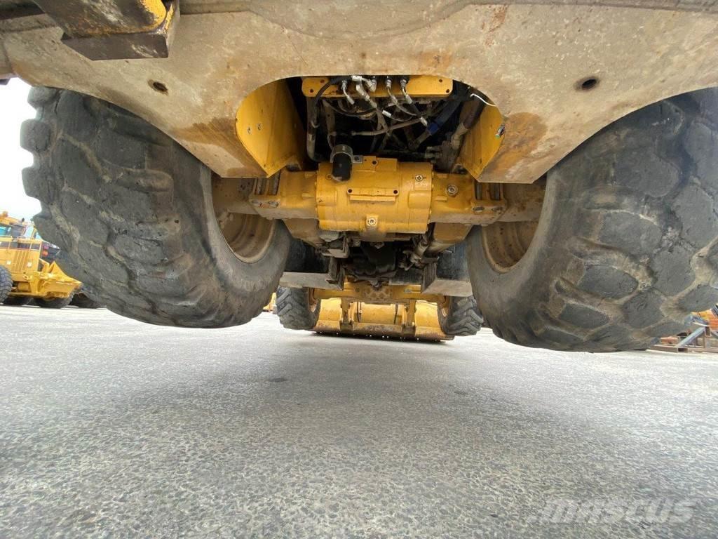CAT 432F2 NVT Buldoexcavatoare