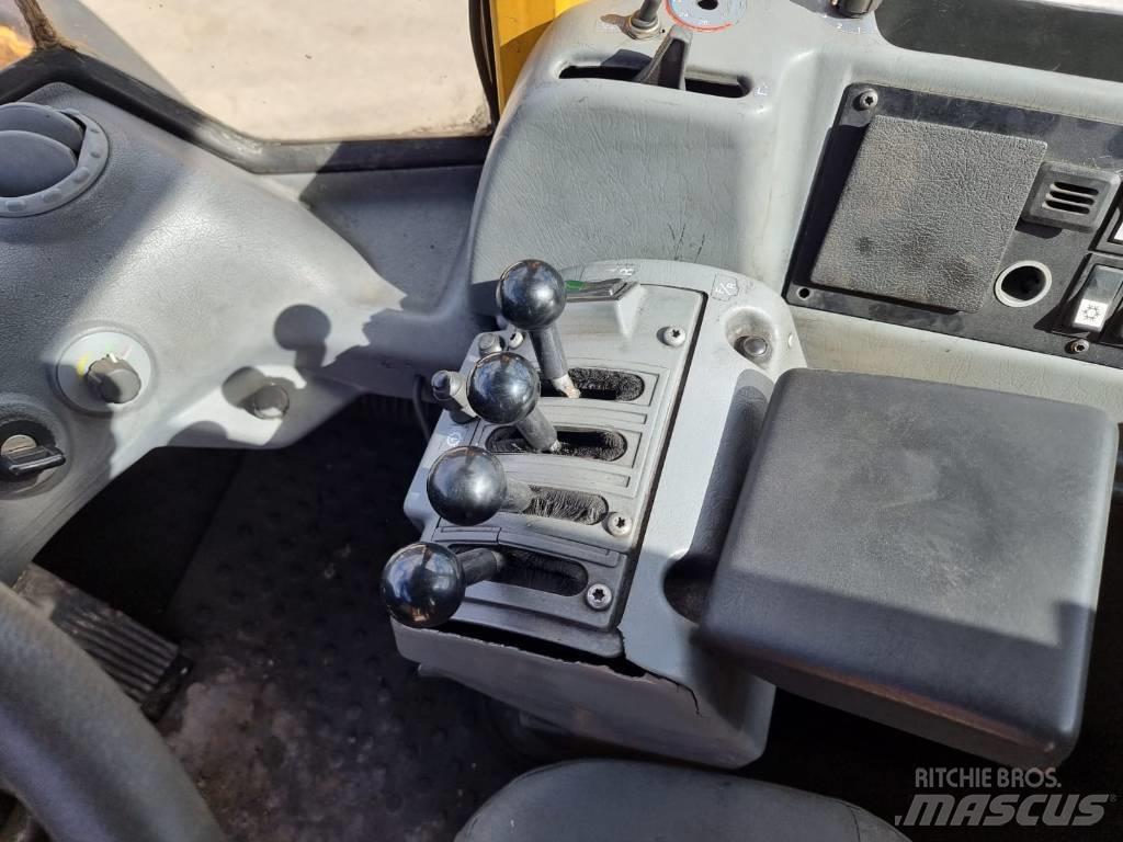 Volvo L 180 E Incarcator pe pneuri