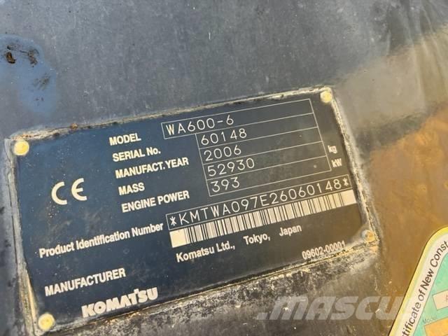Komatsu WA 600-6 Incarcator pe pneuri