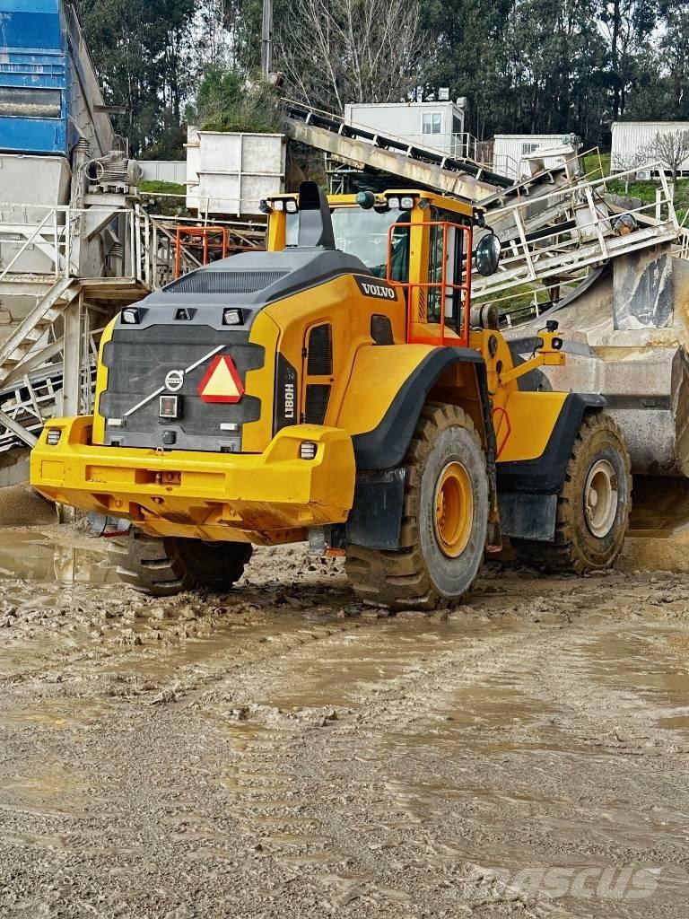 Volvo L 180 H Incarcator pe pneuri