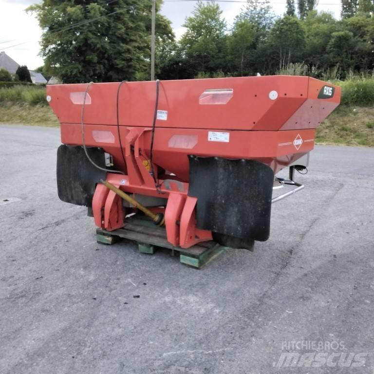 Kuhn Axis 40.1 Împrastierea mineralelor