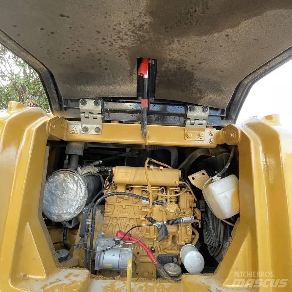 CAT 306E2 Excavatoare pe șenile

