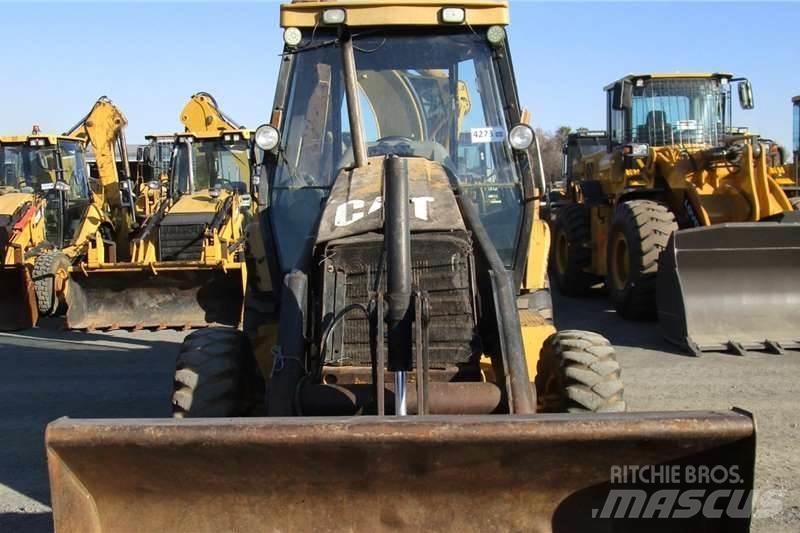 CAT 424D Buldoexcavatoare