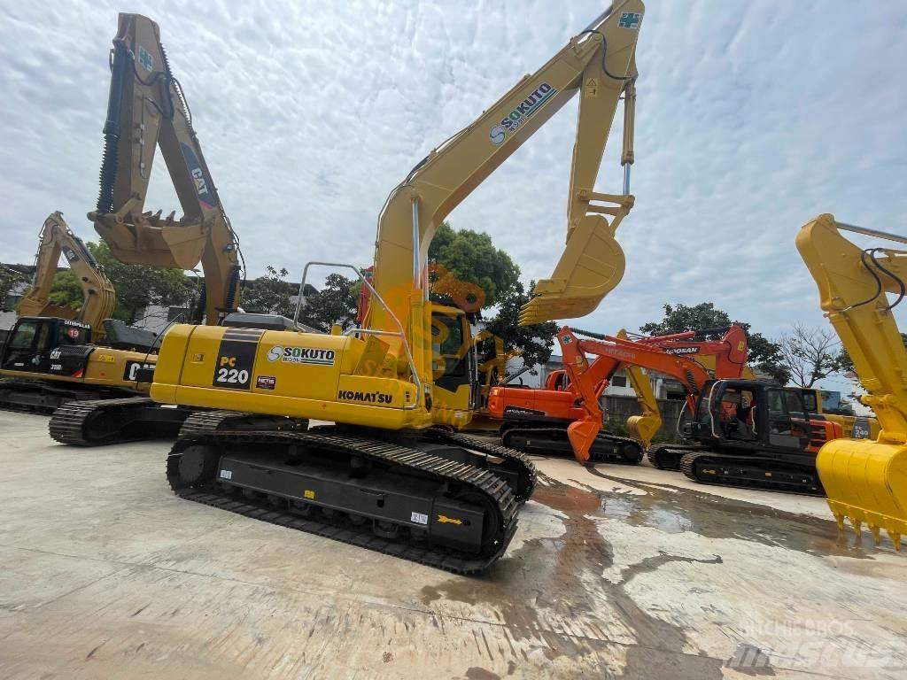 Komatsu PC 220 Excavatoare pe șenile
