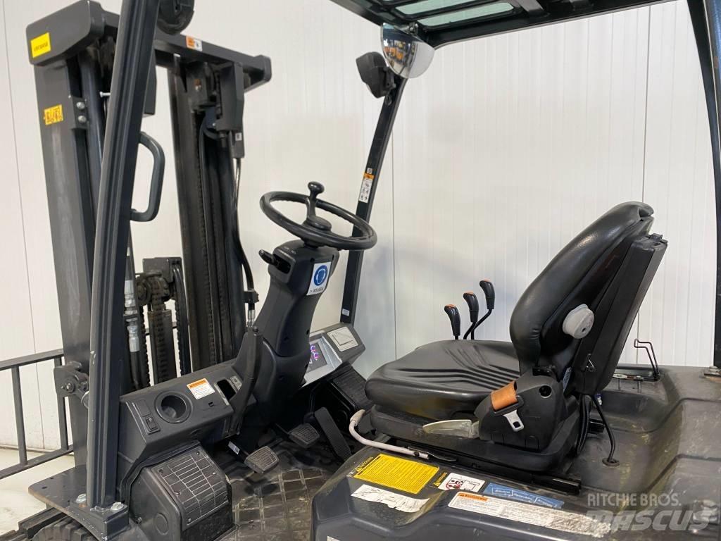 Doosan G25N-7 Stivuitor GPL