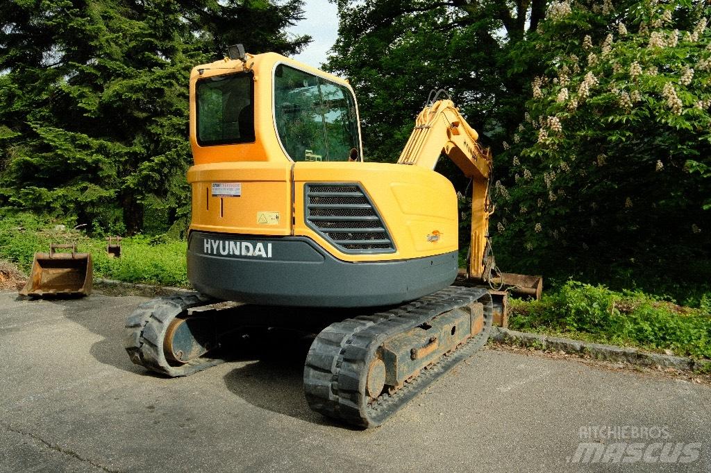Hyundai R80CR-9 Excavatoare 7t - 12t