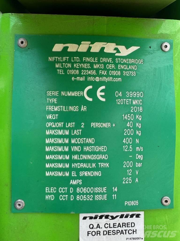 Niftylift 120 T Platforme aeriene montate pe remorca