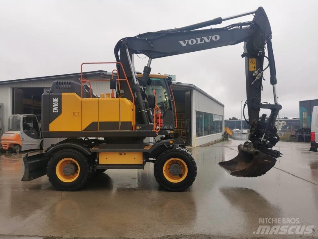 Volvo EW160E Excavatoare cu roti