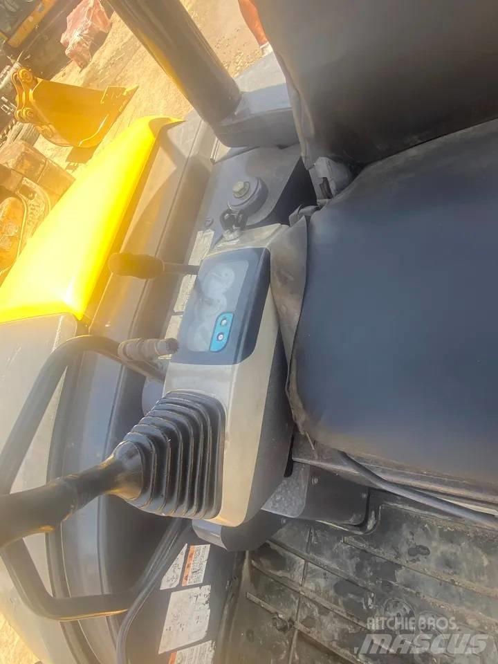 Komatsu PC 40 MR-2 Mini excavatoare < 7t