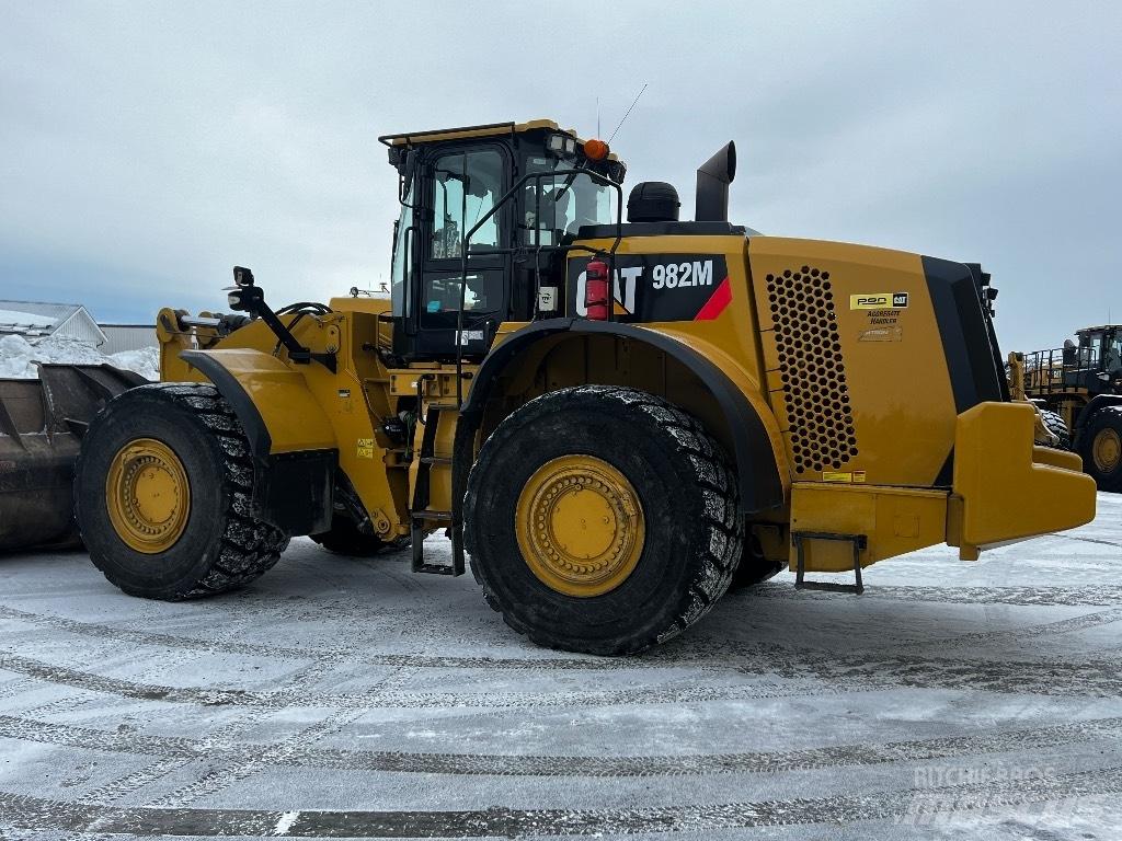 CAT 982 M Incarcator pe pneuri