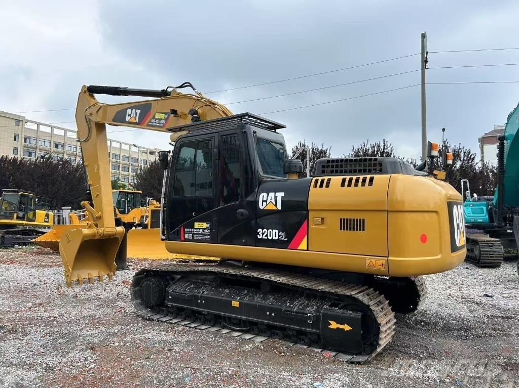 CAT 320D2L Excavatoare pe șenile
