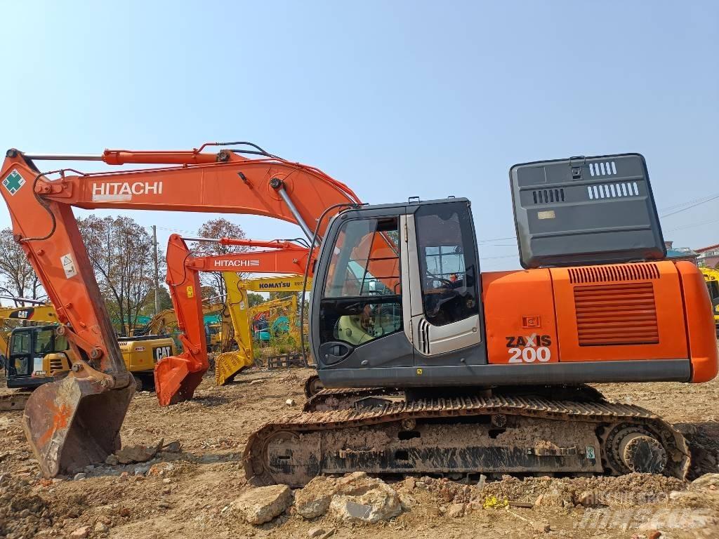 Hitachi ZX 200 Excavatoare 7t - 12t