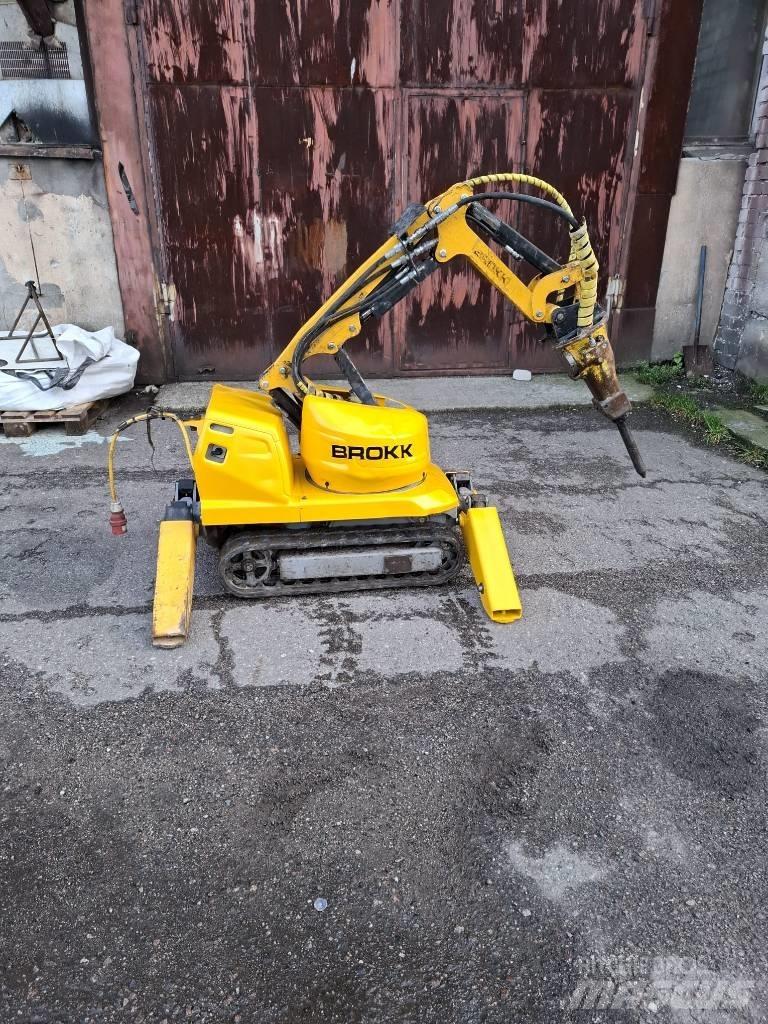 Brokk 60 Excavatoare de demolare