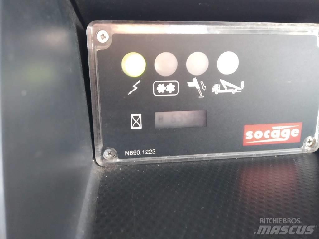 Socage APACHE DA22 Platforme aeriene montate pe camion