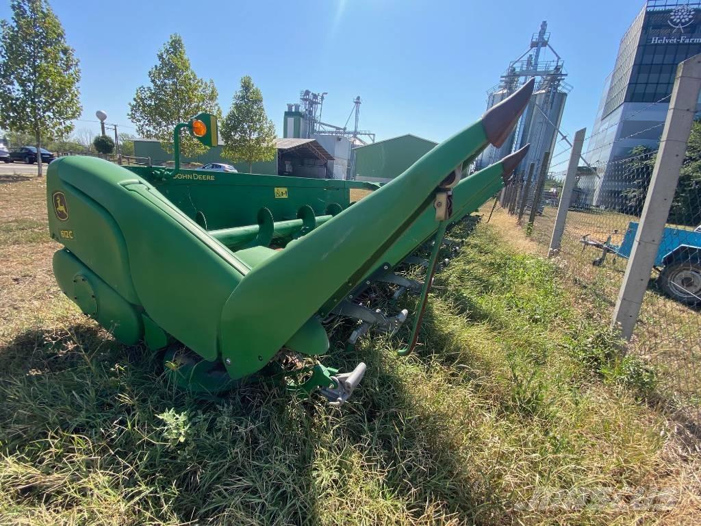 John Deere 612 C Combine capete pentru culegatoare