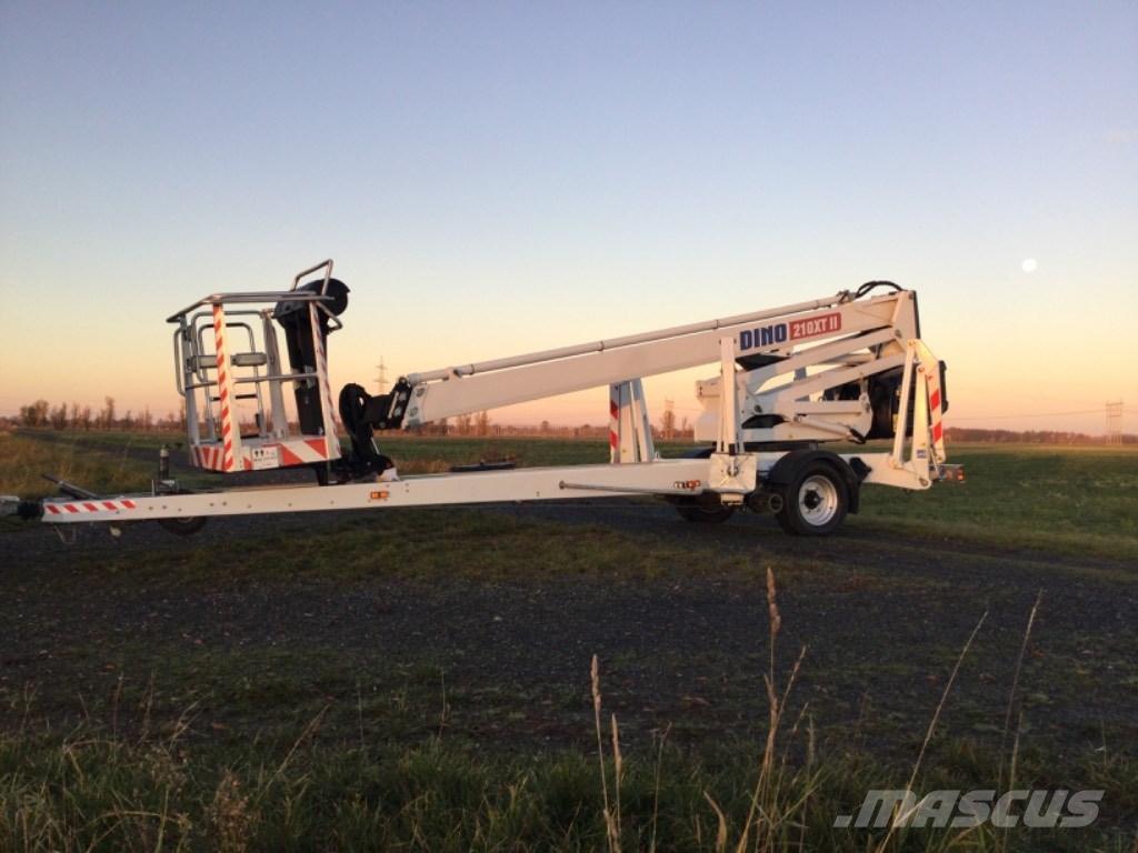 Dino 210 XT Platforme aeriene montate pe remorca