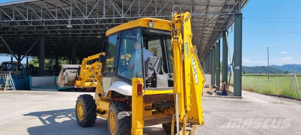JCB 2 CX Buldoexcavatoare