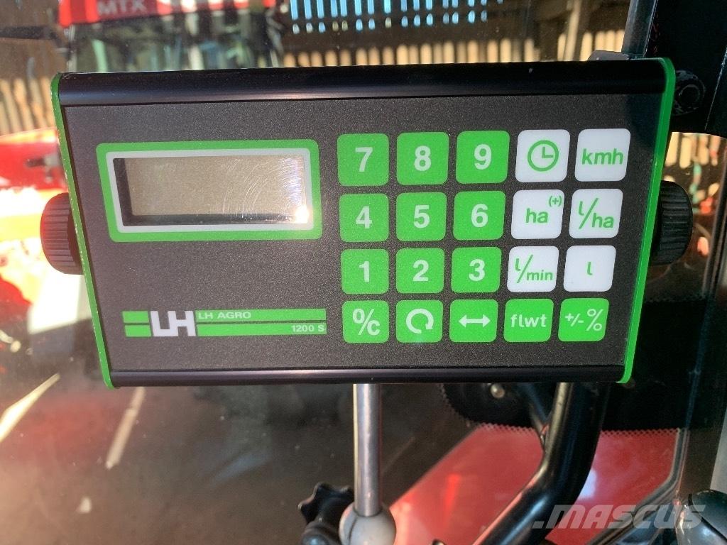 Hardi TZY 2400 Tractoare agricole sprayers