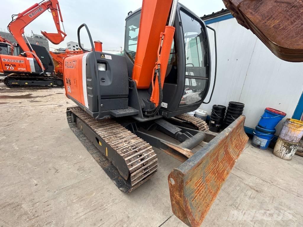 Hitachi ZX 60 Excavatoare pe șenile
