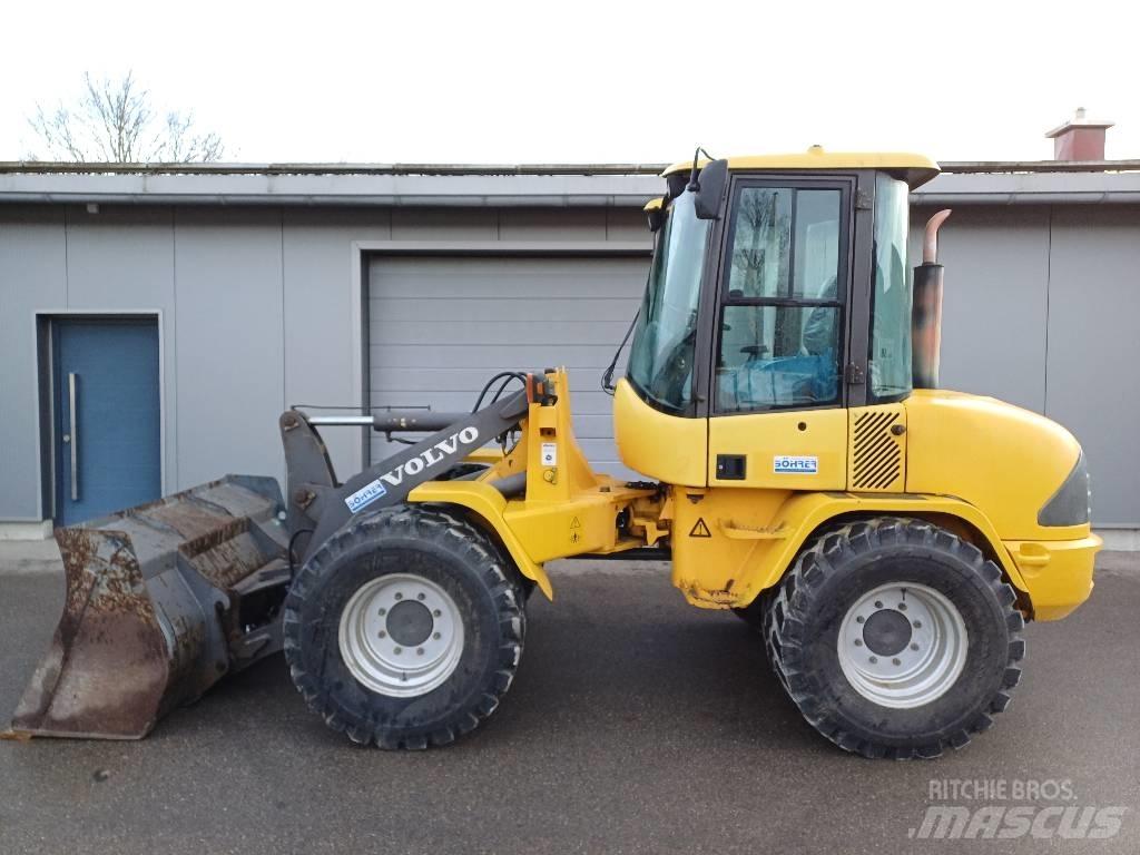 Volvo L 30 B Incarcator pe pneuri
