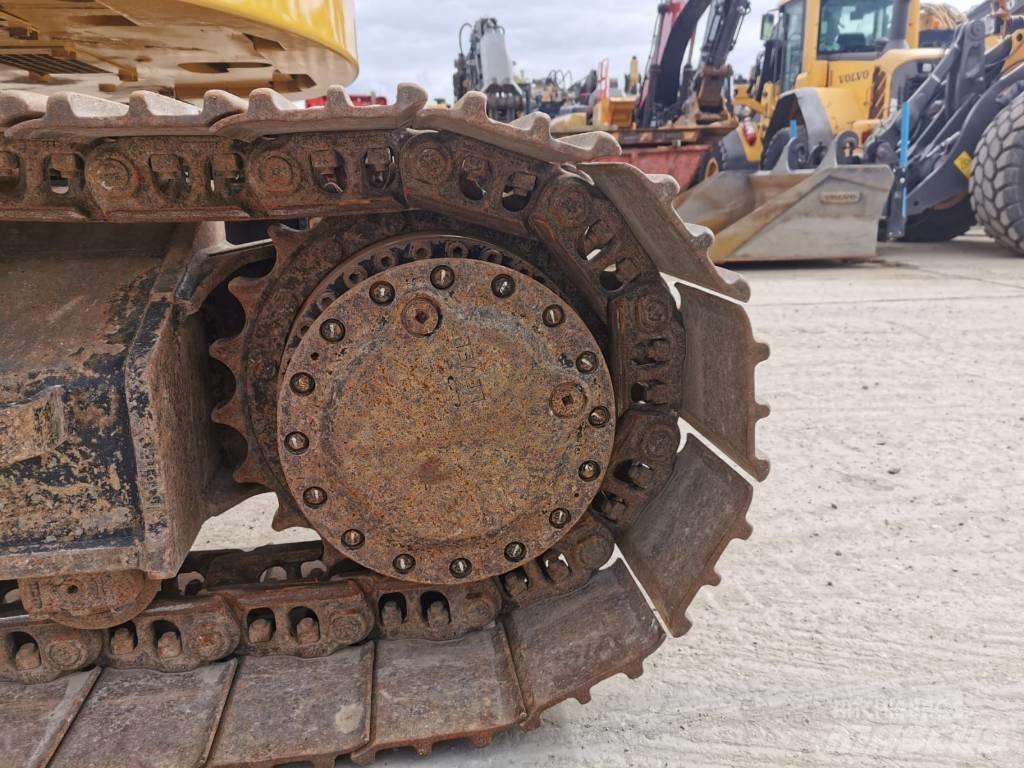 CAT 325FL CR Excavatoare pe șenile

