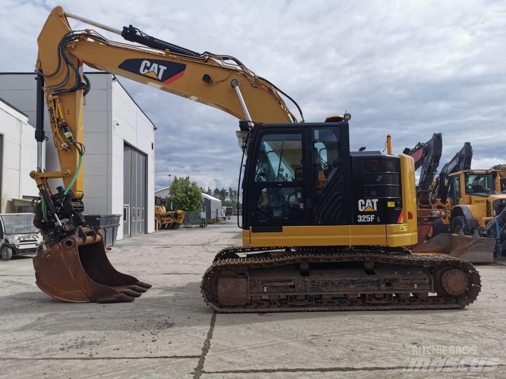 CAT 325FL CR Excavatoare pe șenile
