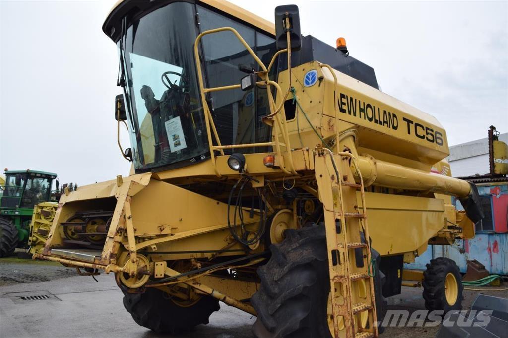 New Holland TC 56 Combine de secerat