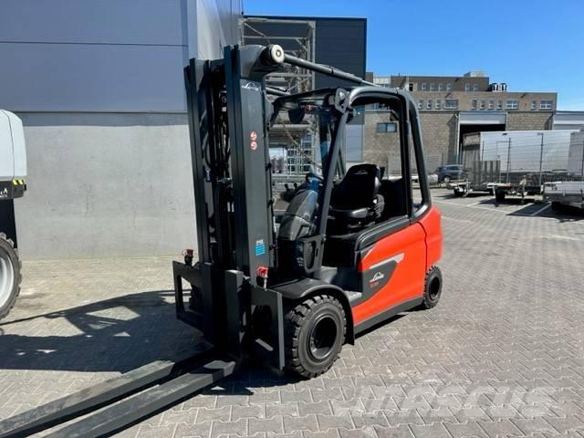 Linde E35L Stivuitor electric