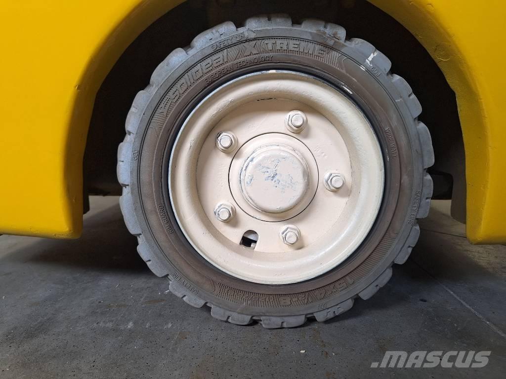 Yale ERP 16 VT Stivuitor electric