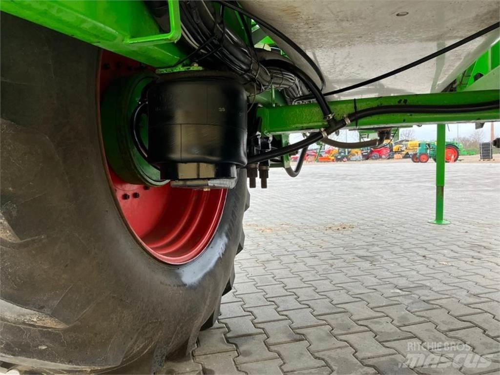  D5227 Tractoare agricole sprayers