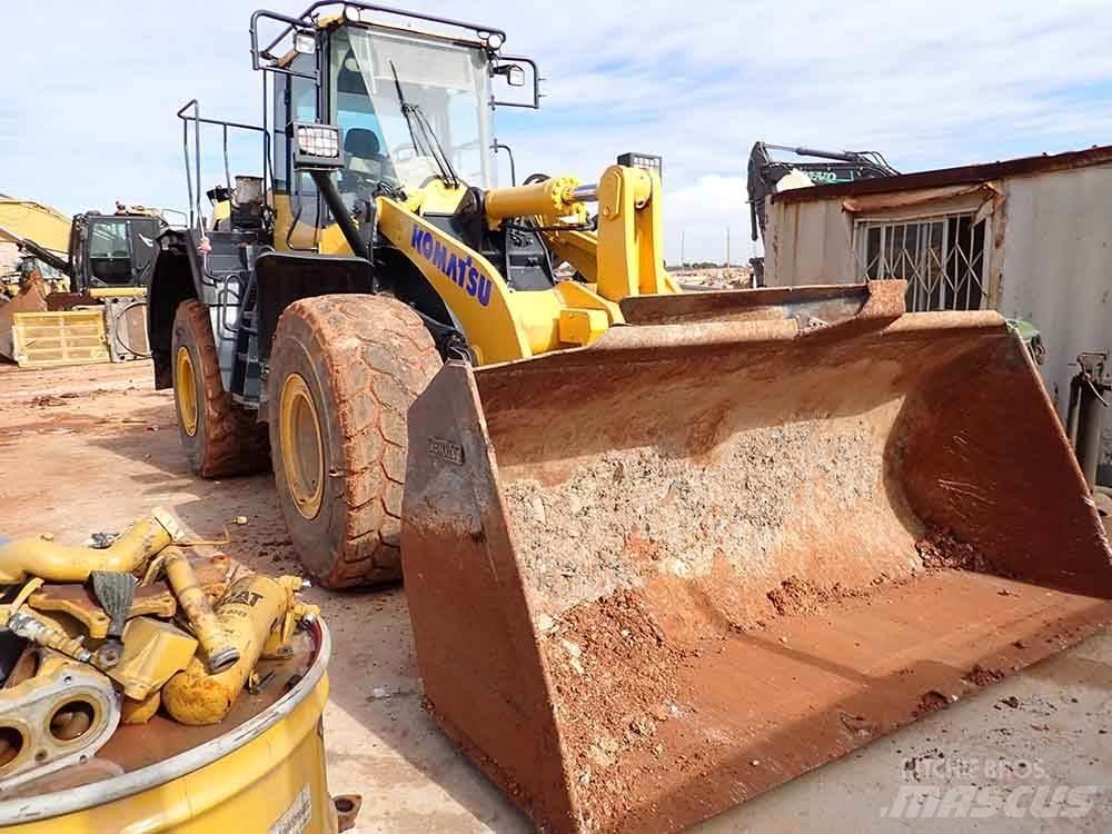 Komatsu WA380-8 Incarcator pe pneuri