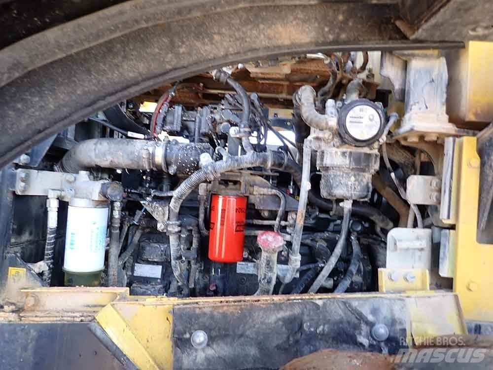 Komatsu WA380-8 Incarcator pe pneuri