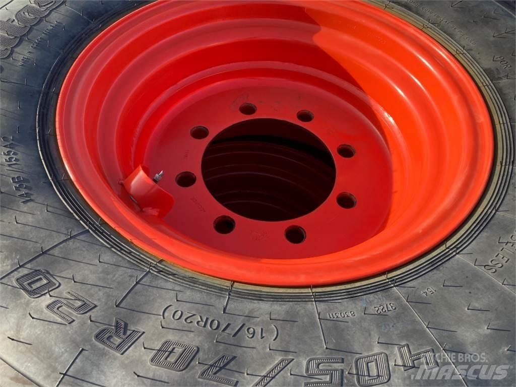 Mitas 4x 405/70R20 Alte accesorii tractor