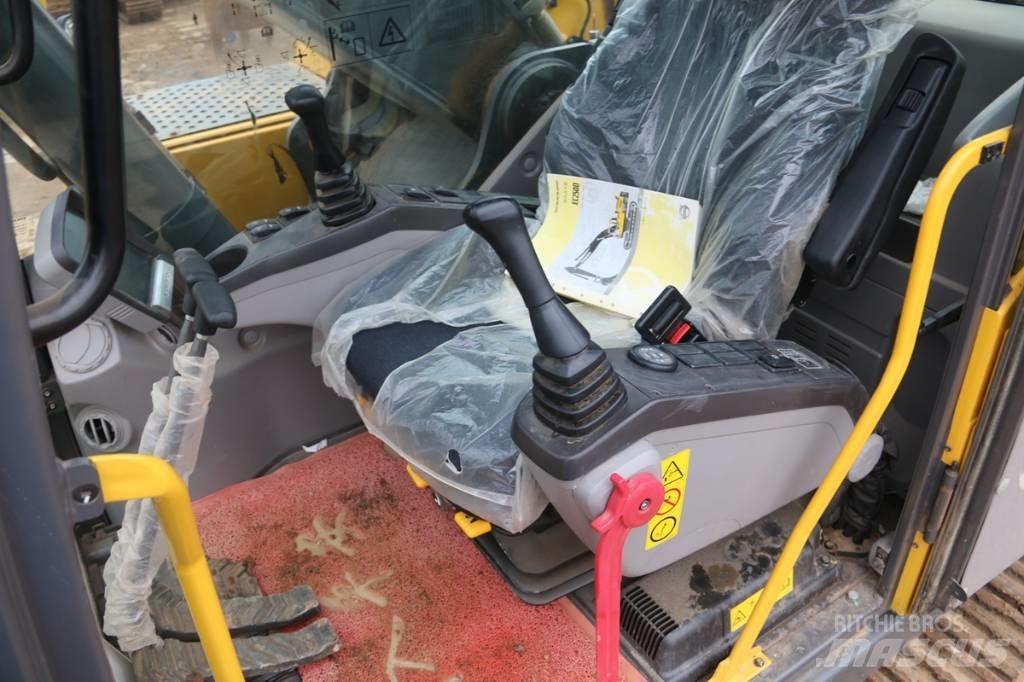 Volvo EC250 Excavatoare pe șenile
