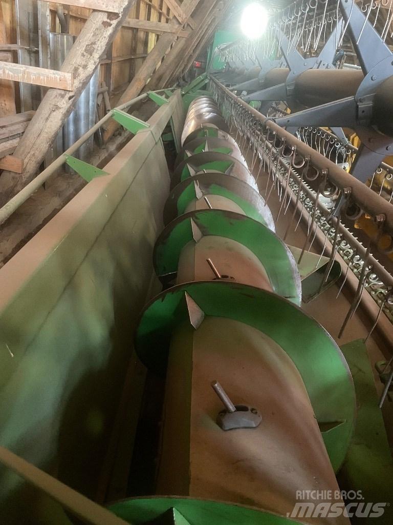 John Deere T670 Combine de secerat