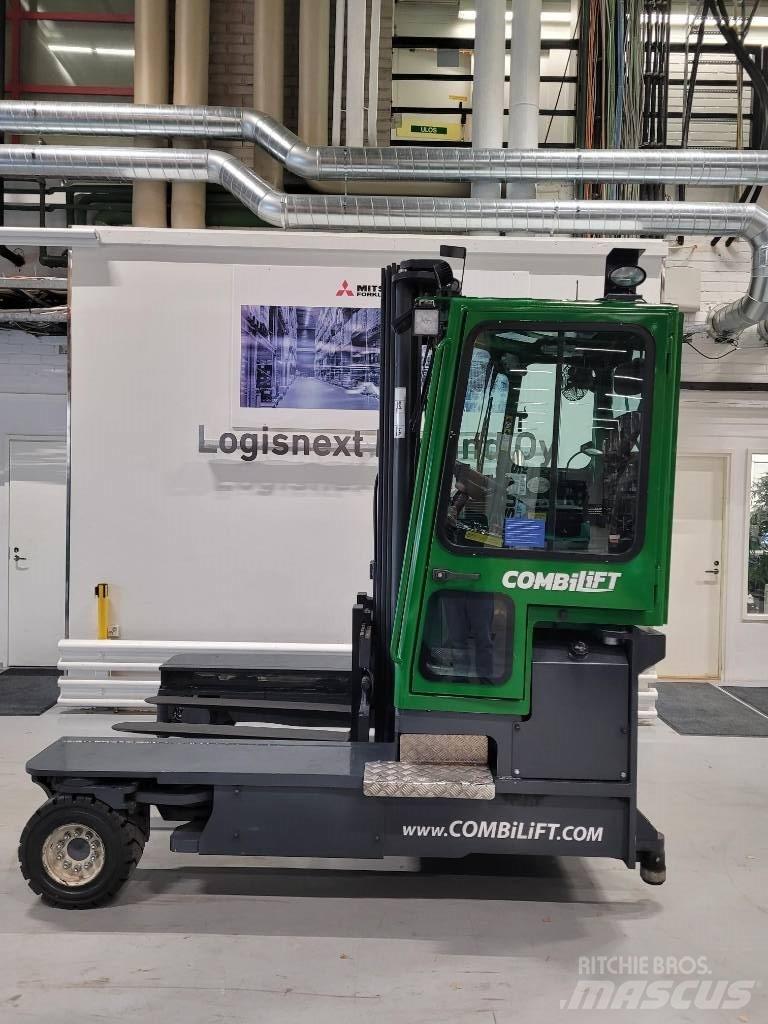Combilift C 4000 Stivuitoare cu patru brate