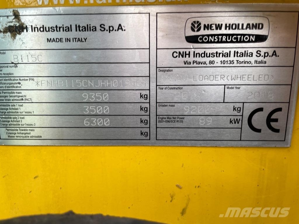 New Holland B115C Buldoexcavatoare