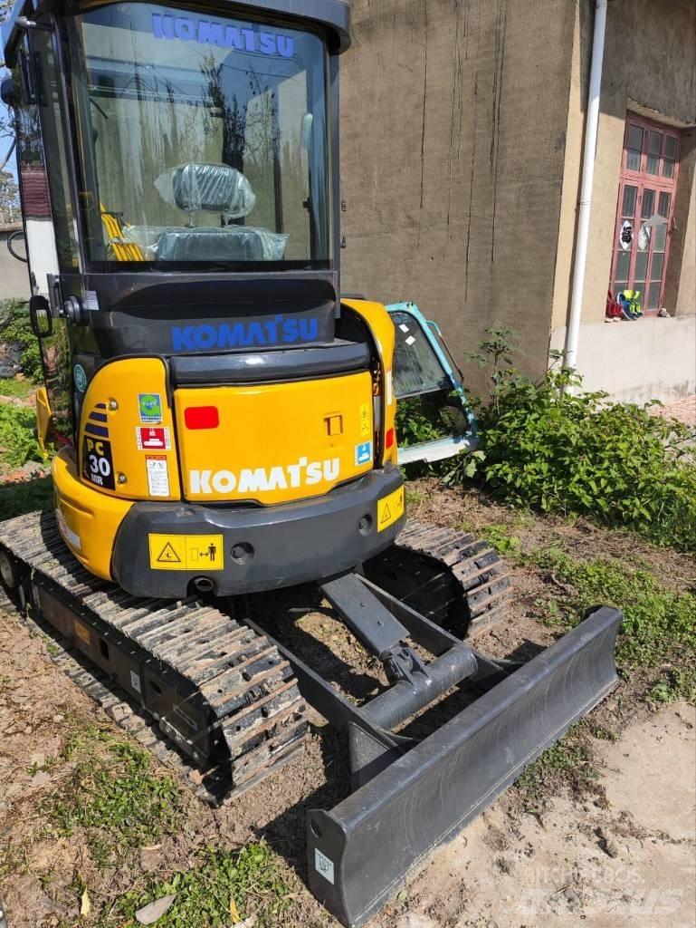 Komatsu PC 30 MR Mini excavatoare < 7t