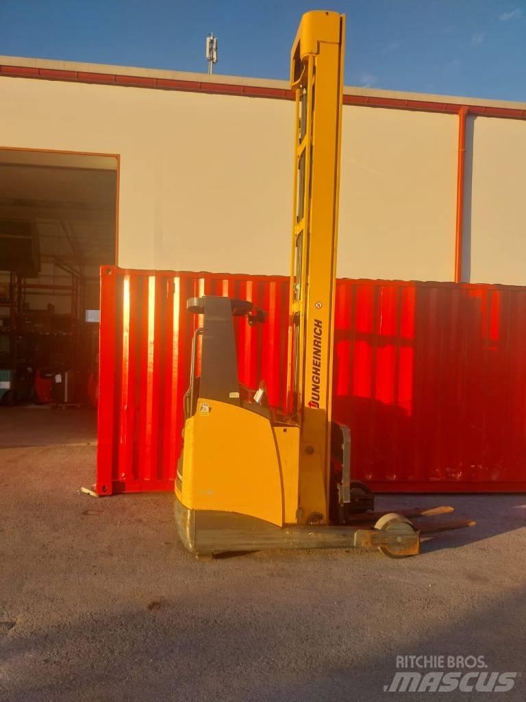 Jungheinrich ETV 325 Stivuitor cu catarg retractabil