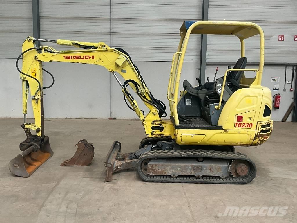 Takeuchi TB 230 Mini excavatoare < 7t