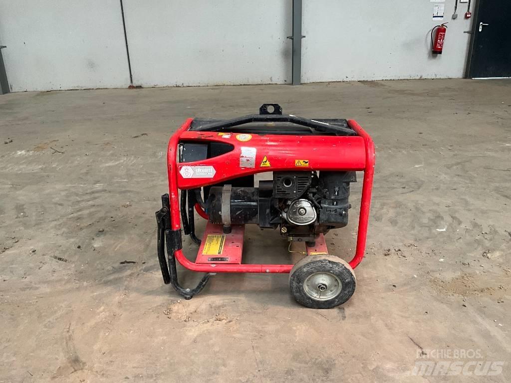 Sdmo perform 4500 XL Generatoare pe Petrol