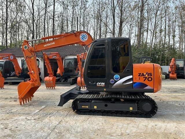 Hitachi ZX70 Excavatoare pe șenile
